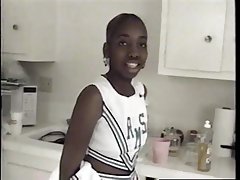 Porno sievietes fuck vīriešiem blondīne maša vēzi tualetē veikala pelnīja naudu