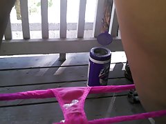 Porno filma franču skolniece zemnieks ar prieku rupji uz ass kādu vecāku dāmu