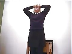 Porno briest valkā zeķes busty francūziete masturbē karstu