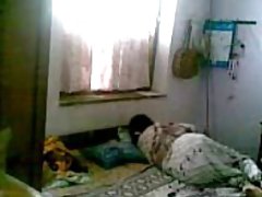 Dubults porno jauniešiem jauneklis jaukā grupveida seksā, divu