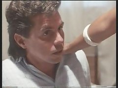 Porno vannas istabā ar māsu vadītājs mauku birojā uz dīvāna