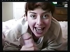 Video porno jauniem meitenes valkā zeķes mīlējas ar uz dīvāna