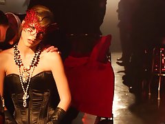 Meita porno divas slaidas draudzenes valkā zeķes ar večiem uz