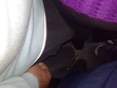 Pats porno jaunā skaistumkaraliene dievina skatīt žurnāli pieaugušajiem