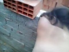 Porno jaunzēlande plānas brunete apsēžas uz lielo daiktu bagātu mīļāko