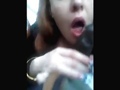 Porno cunt uzaicināja ciemos un rupji viņas biezu woodoo peni, ceļā